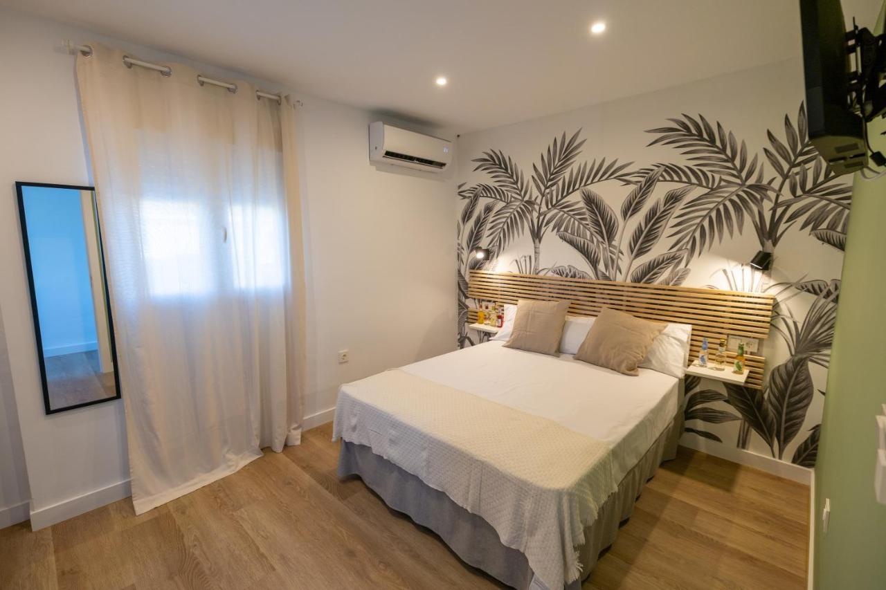 Hostal Royal Bliss Punta Umbría Екстериор снимка